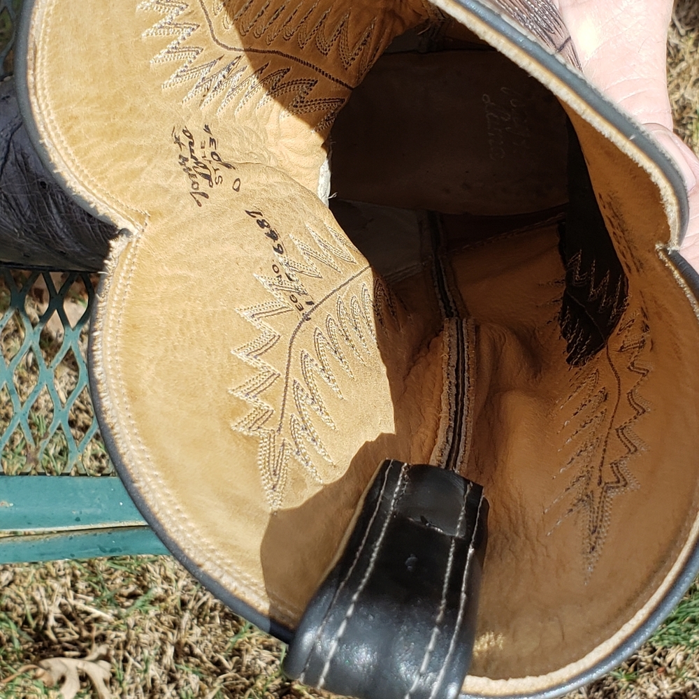 SOLD...WOMENS Vintage Tony Lama Cowboy Western heeled ostrich boots - Picture 7 of 9